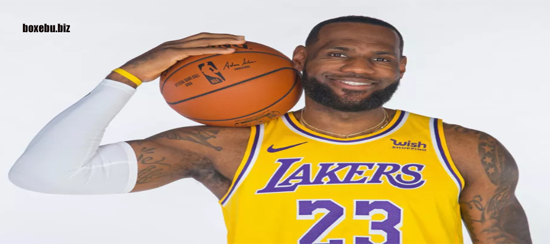 LeBron James Raja Tanpa Mahkota