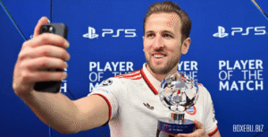 Harry Kane yang akhirnya meraih trofi pertamanya (1)