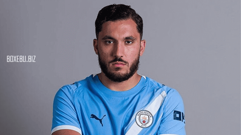 Rayan Cherki Merasa Tak Pantas Dibandingkan dengan Kevin De Bruyne
